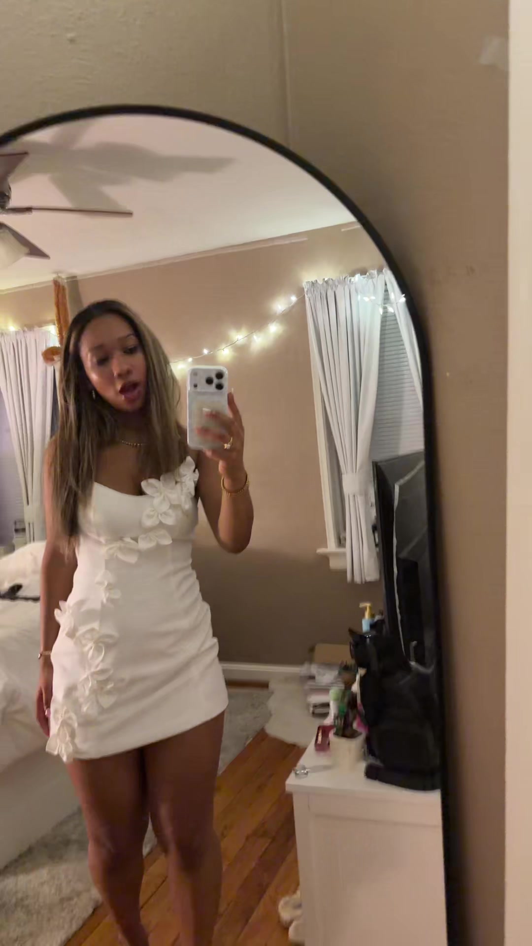 @bigbootybiracialbunny