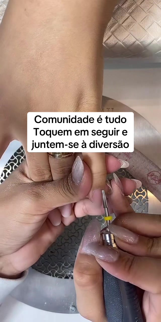 @Bruna F. | Nails Designer