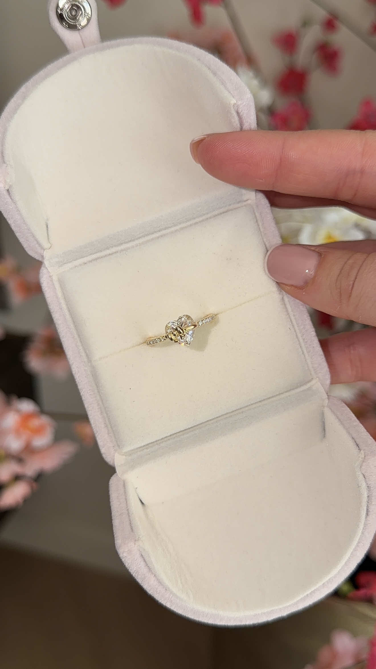 @JewelleryLuxe