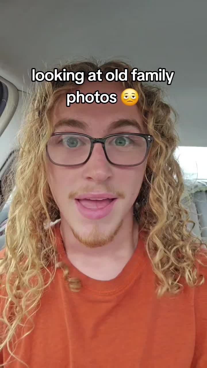 @GoldieGl0cks