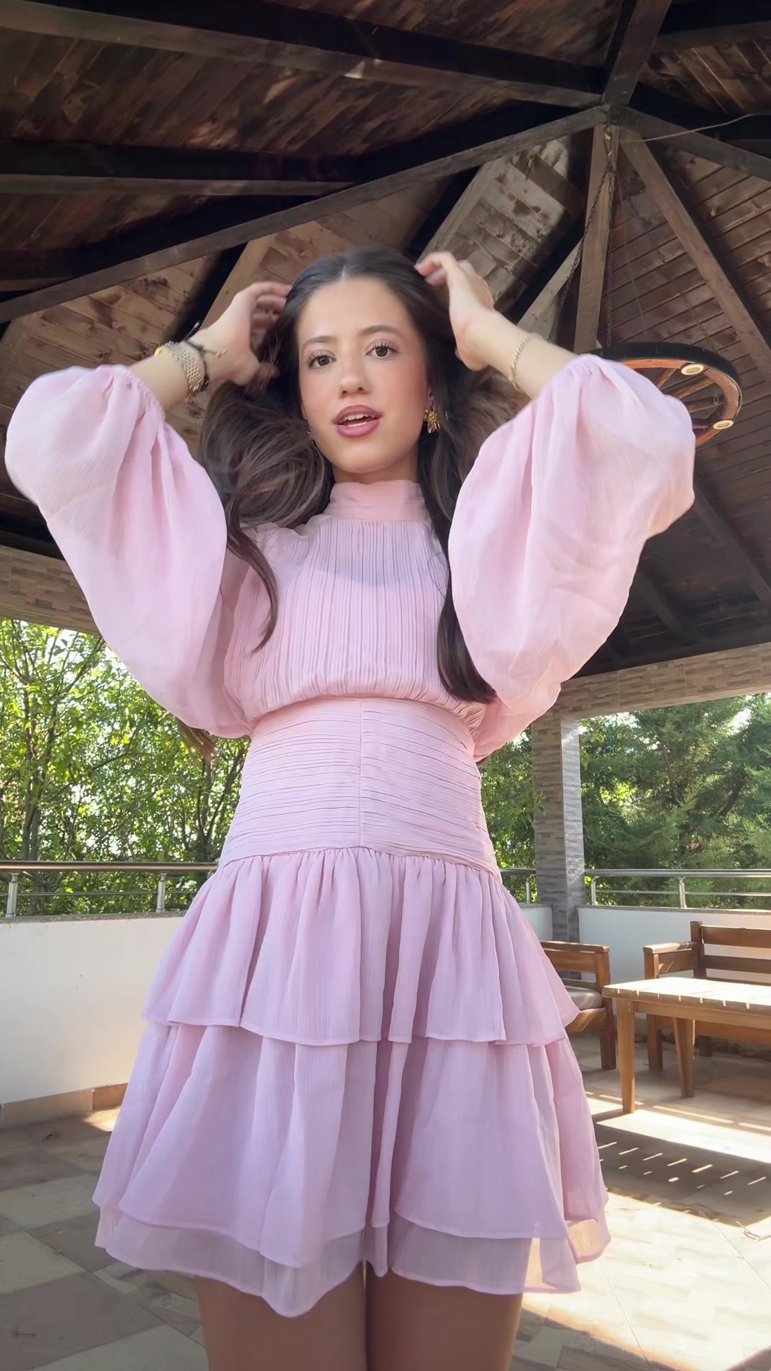 @𝐬𝐚𝐫𝐚