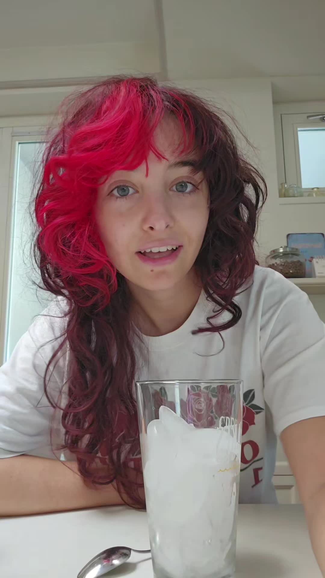 @Lucrezia ๐