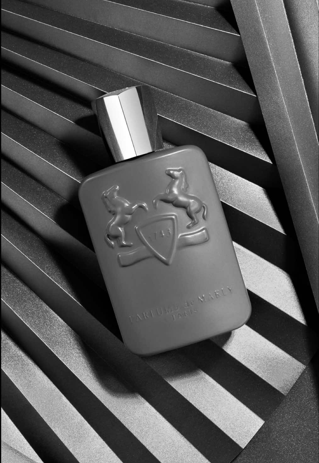 @Zephyr Parfums