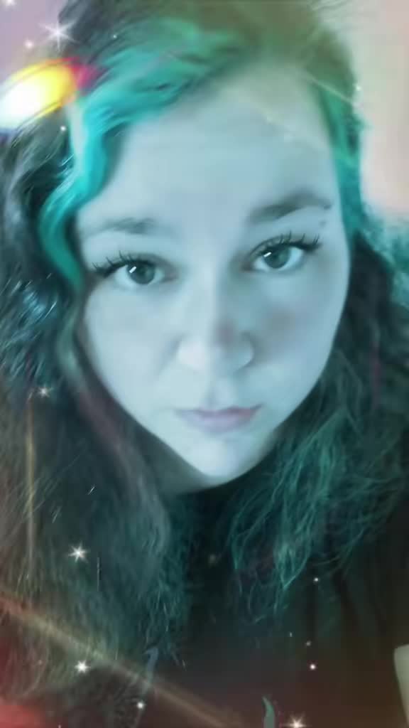@z!cke89🦋💜🩷🖤🌸🎮😈