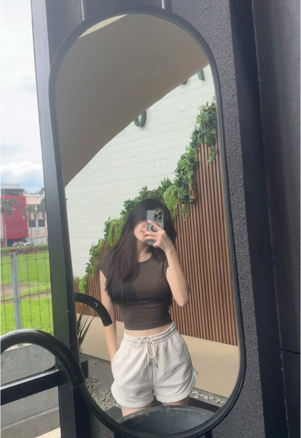@estella