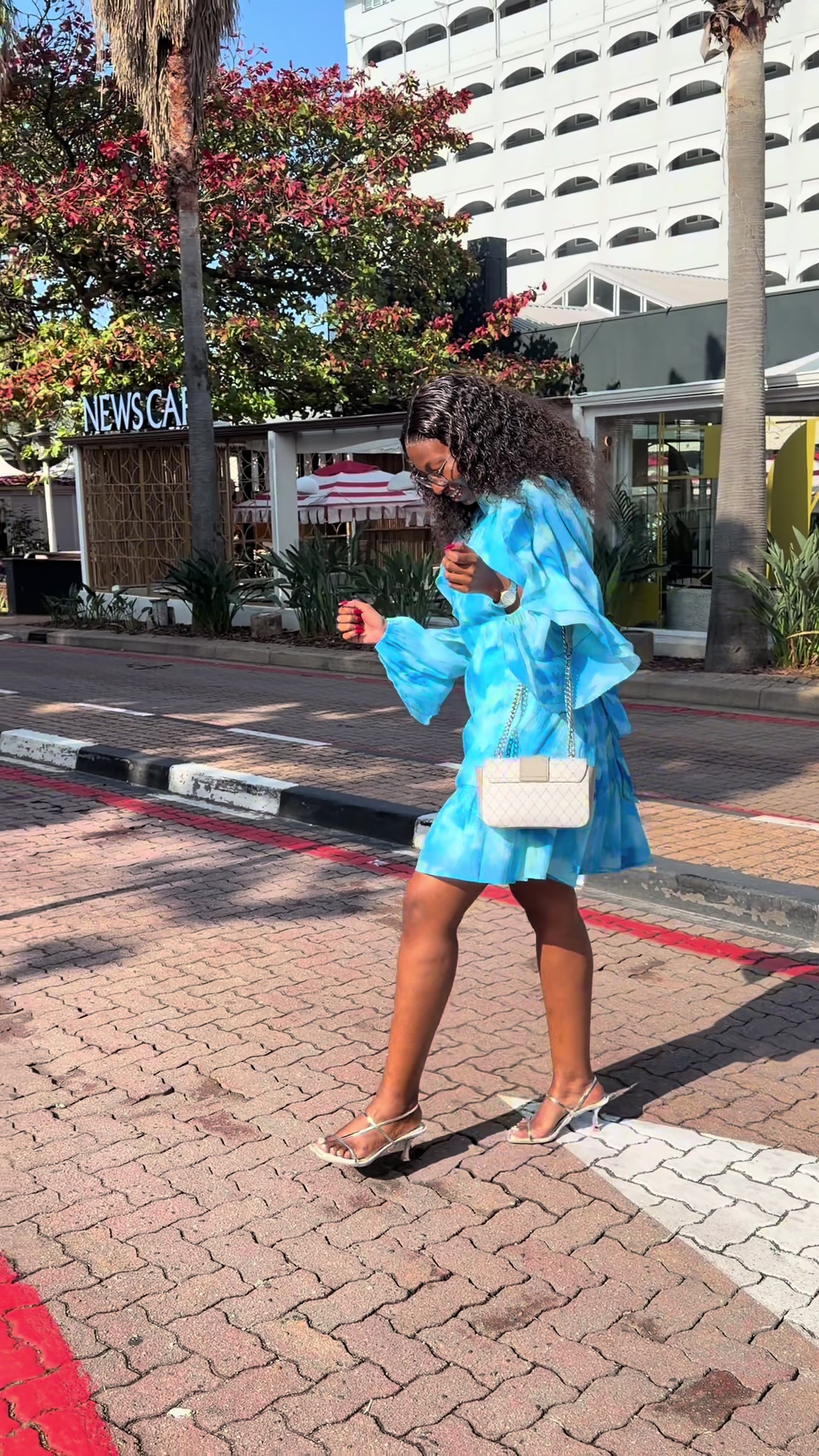 @Nhlokomo _Buthelezi