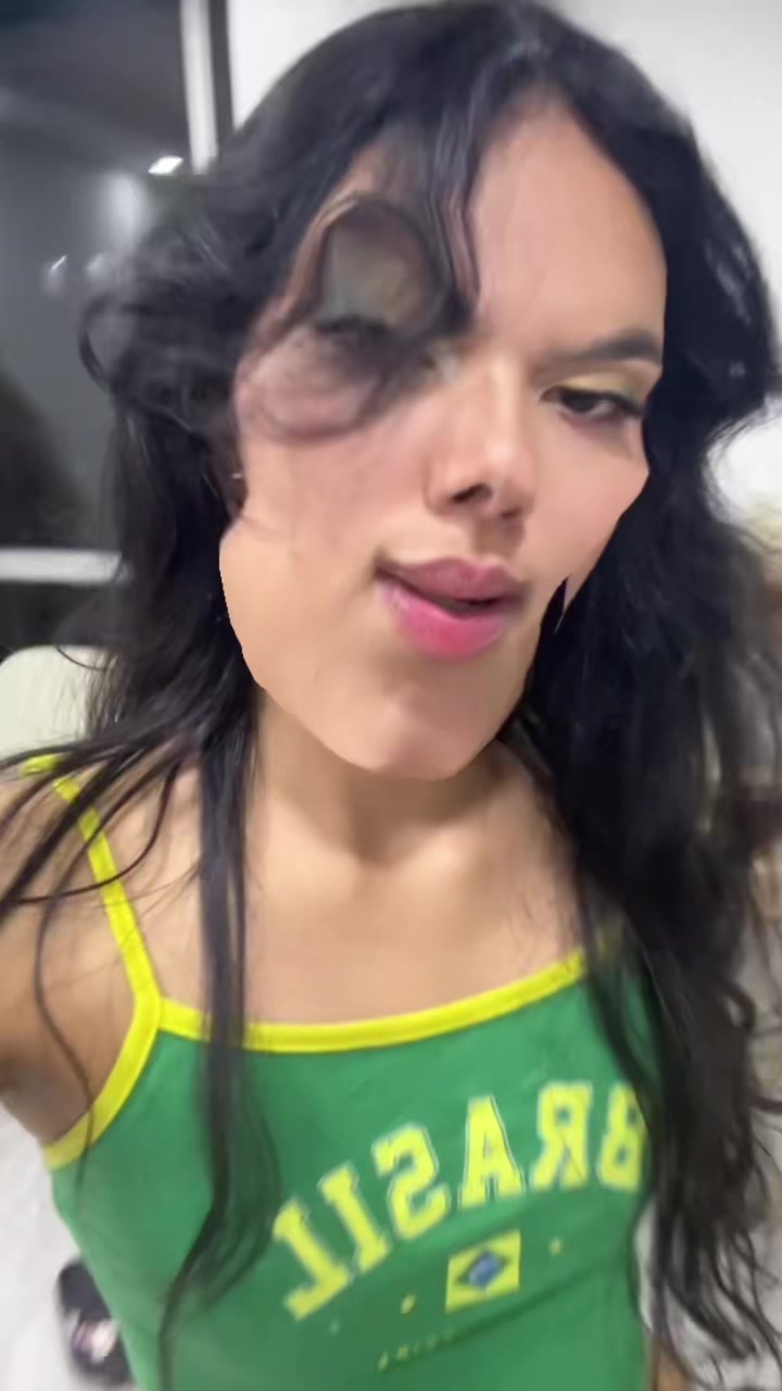 @valen<3🦇