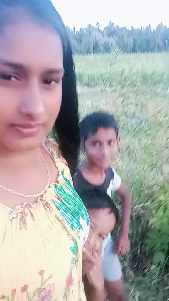 @අහිංසකාවි 🇱🇰දඹුල්ලේ අපි 💗