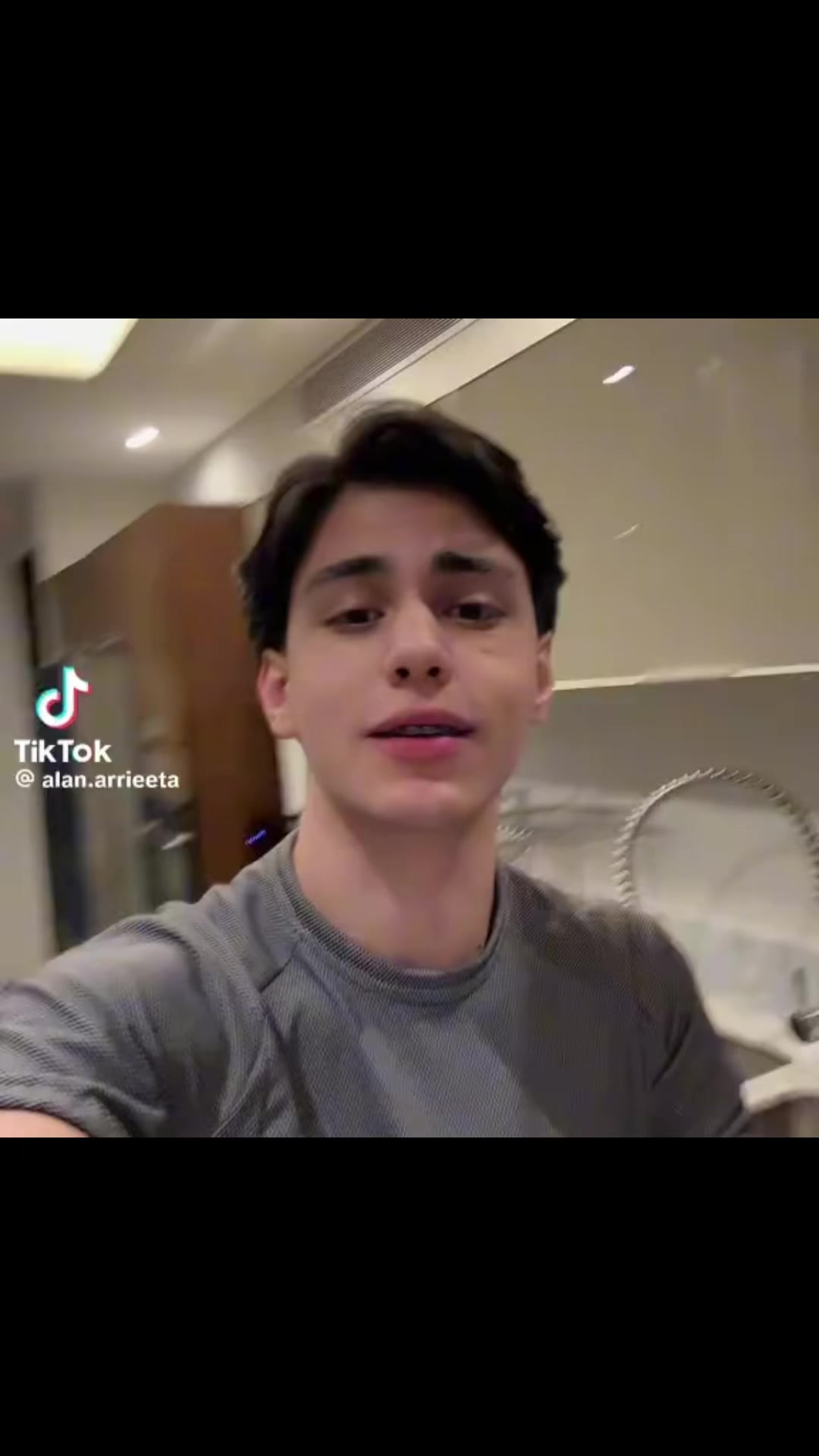 @Fandetodos_
