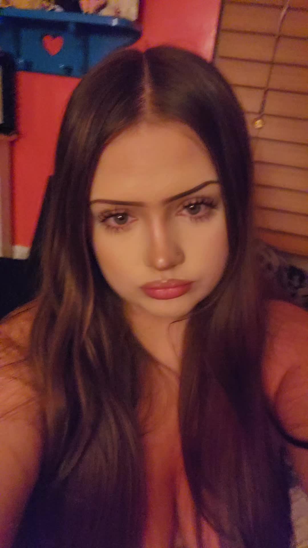 @༺༒༻