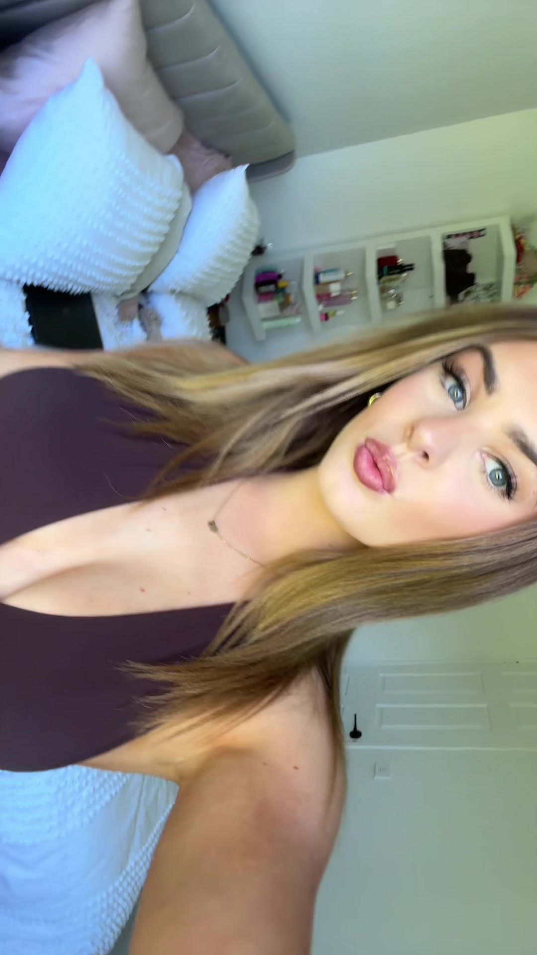 @jolie