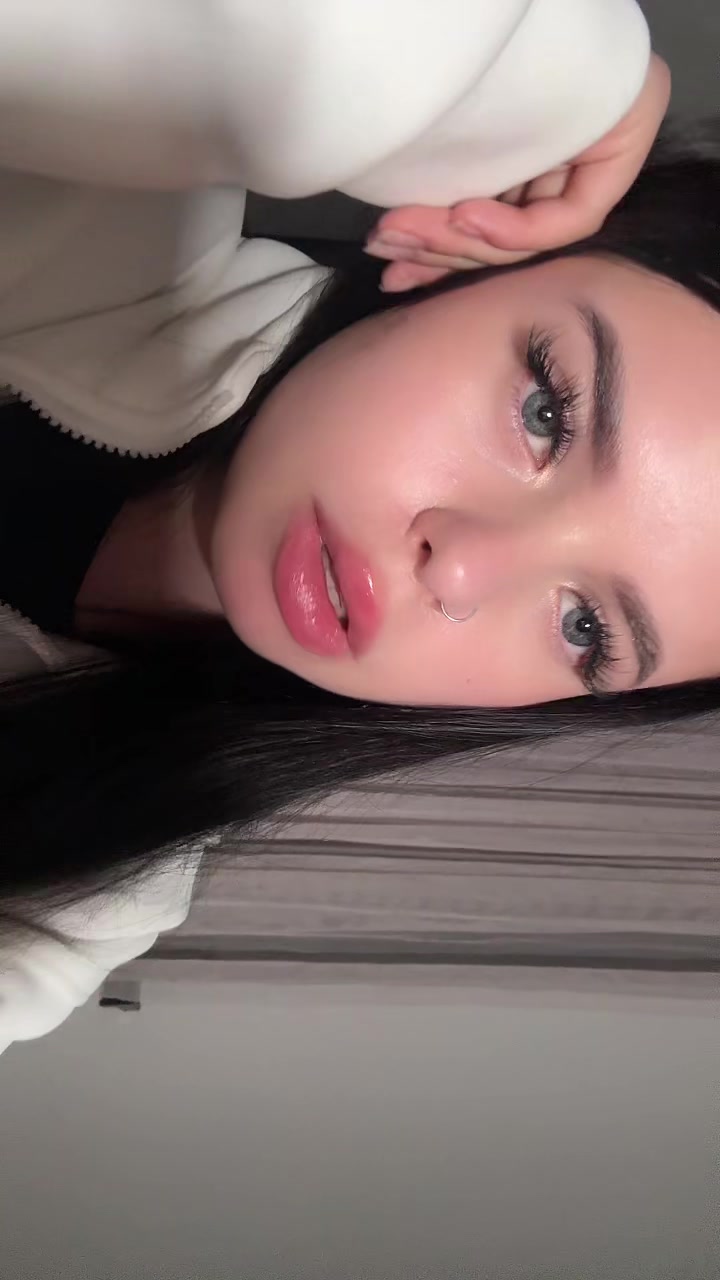 @катя кор