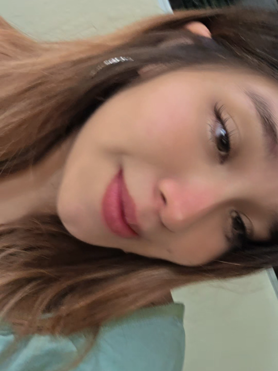 @Lizi Mejia👑