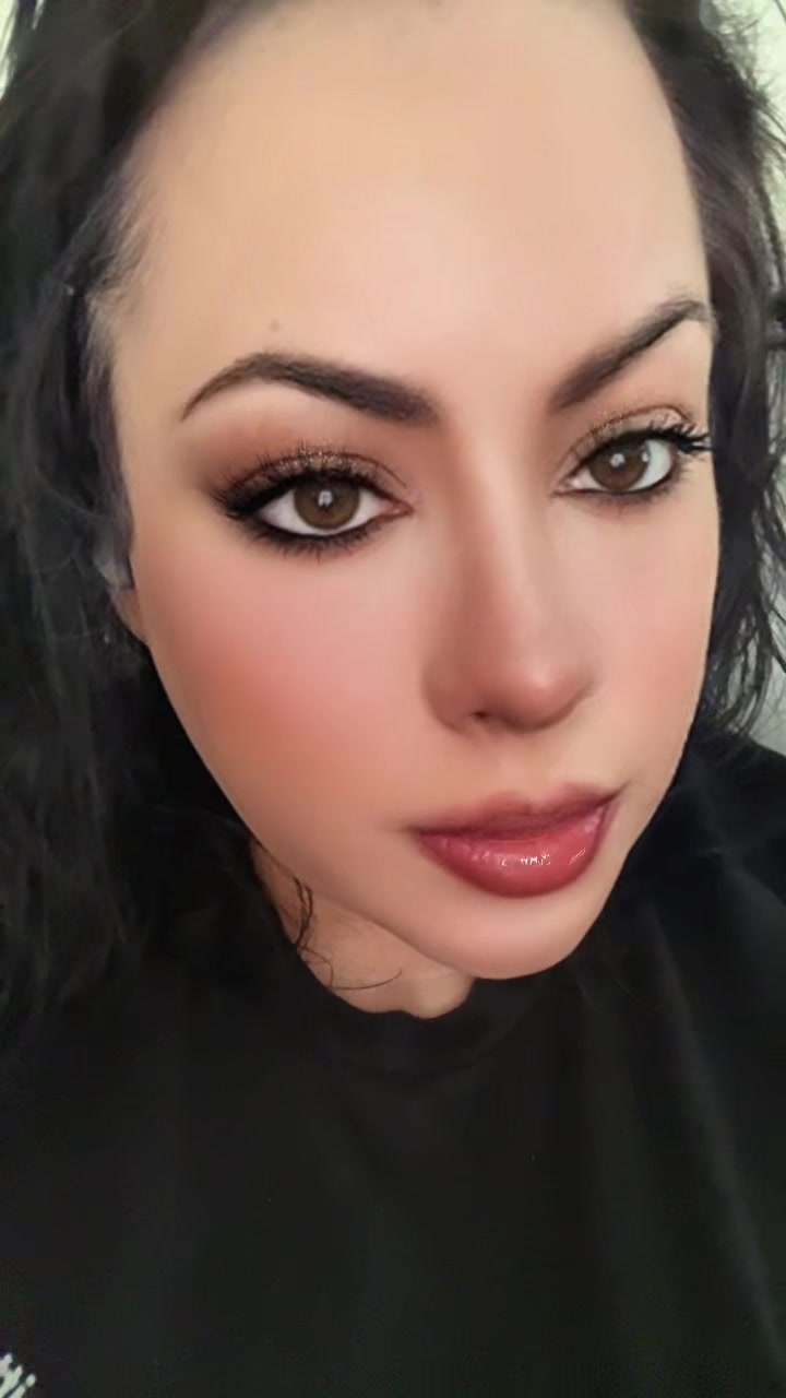 @Laurena