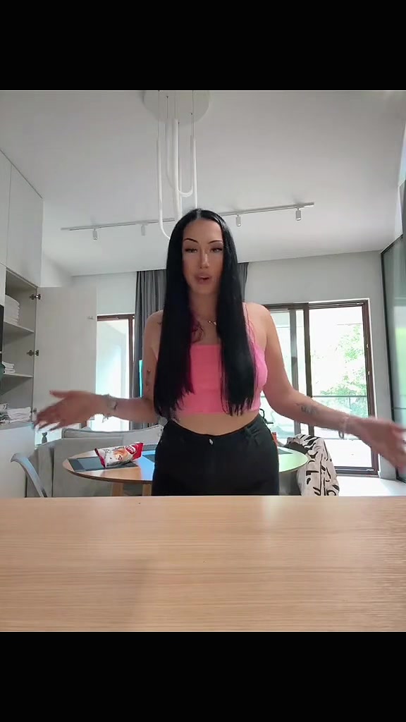 @Sandra