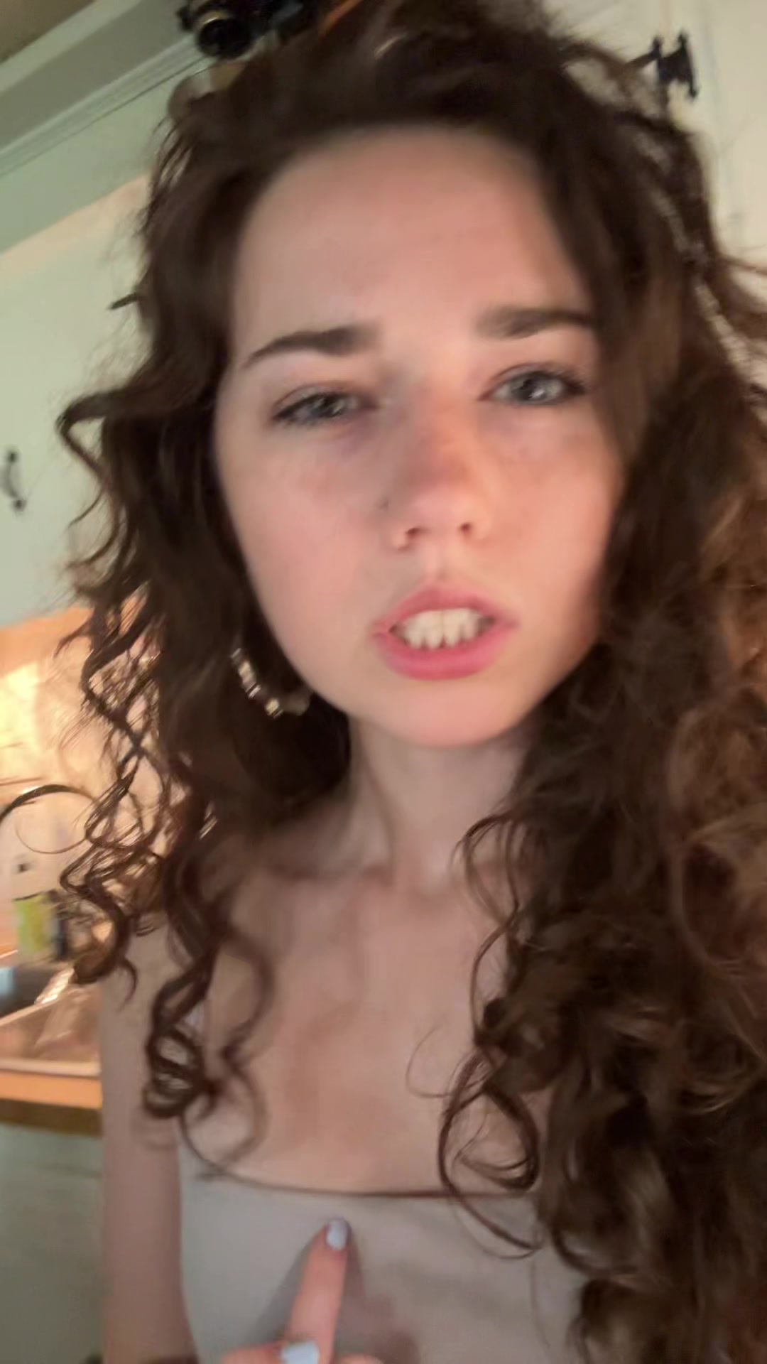 @lily
