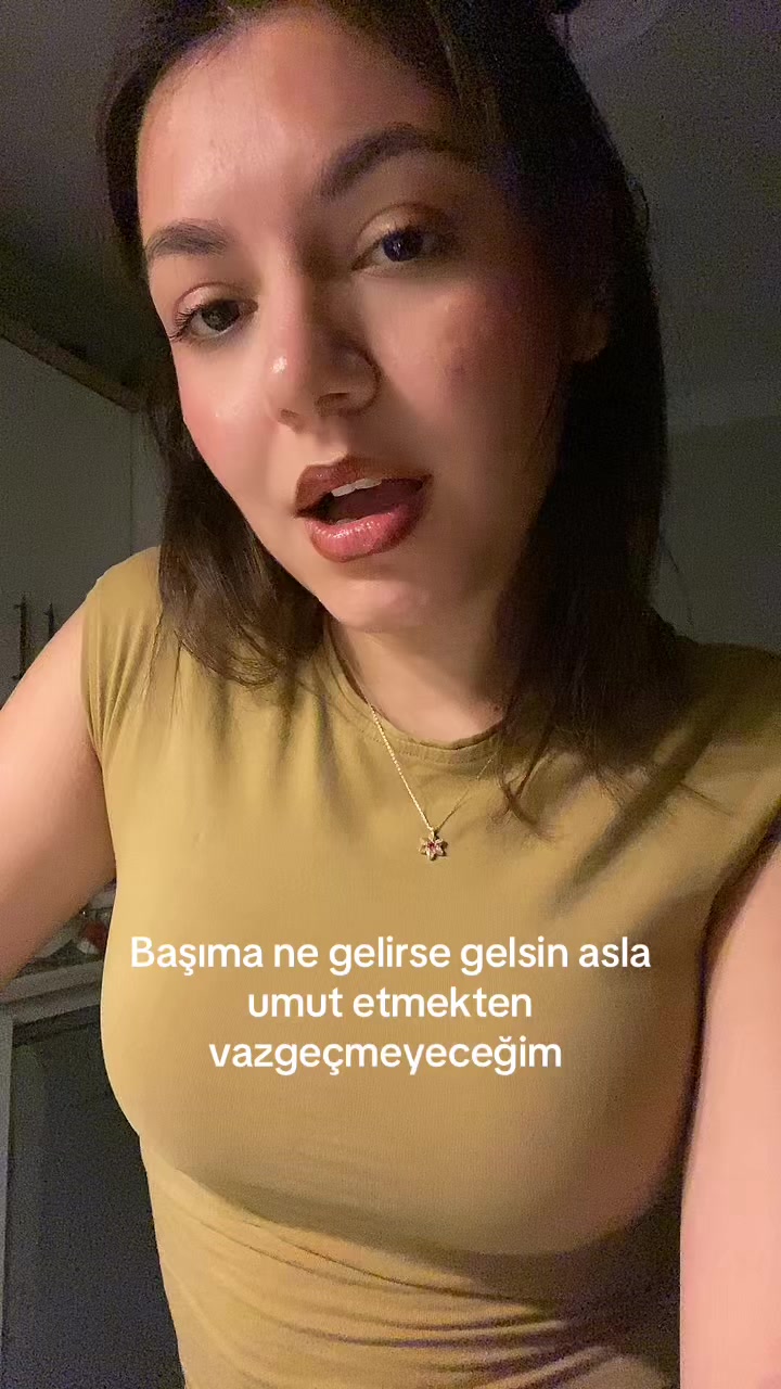 @Adoş🪩🍒