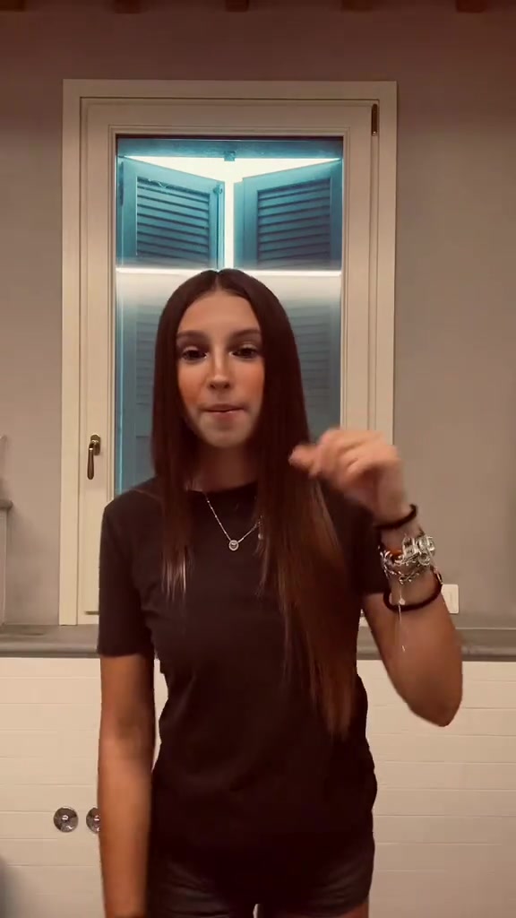 @🪼