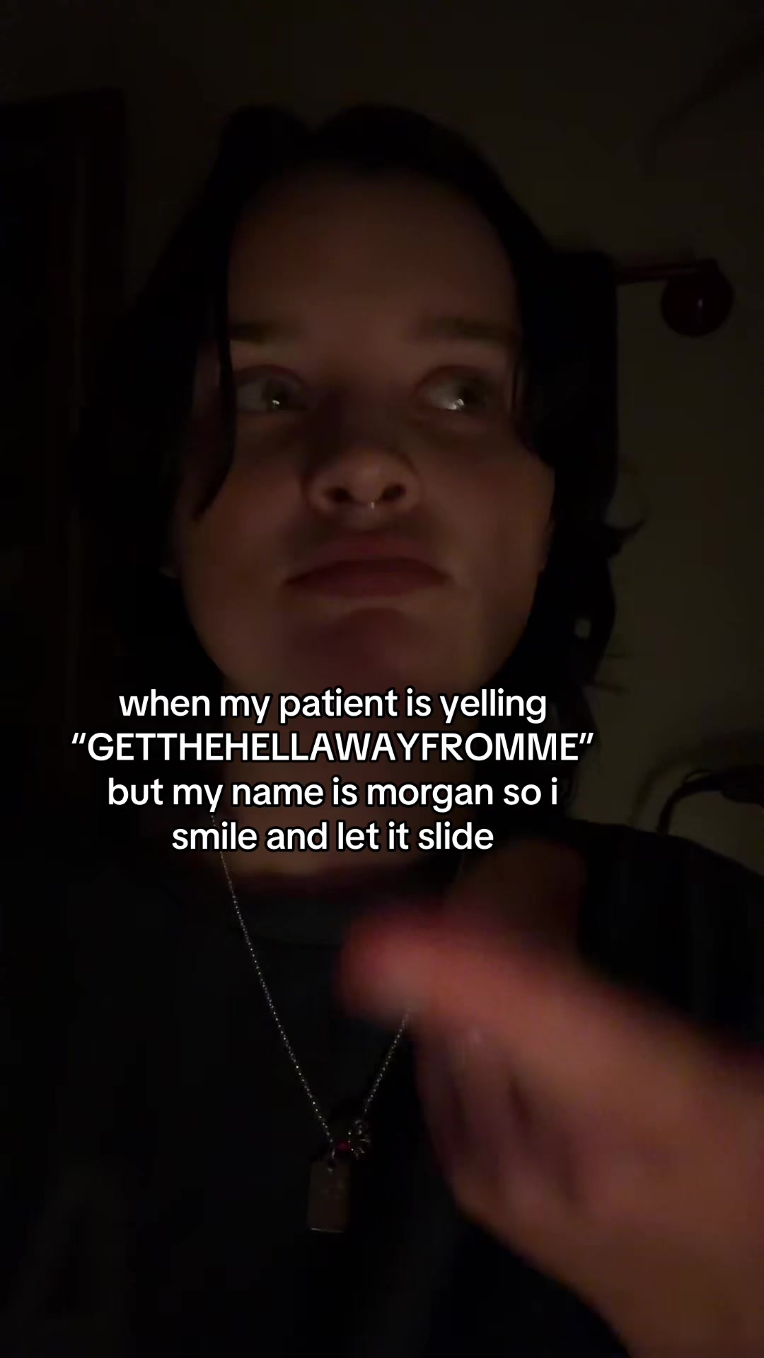@mo