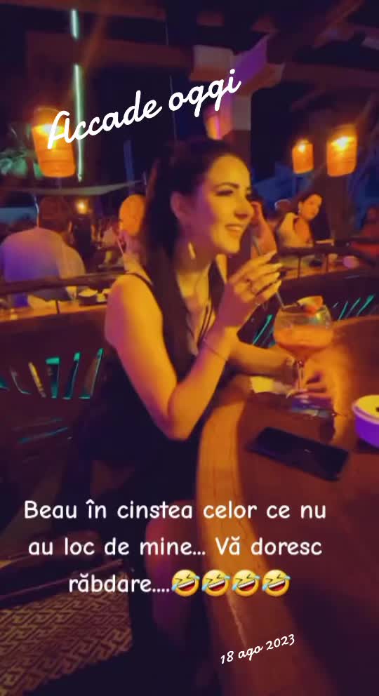 @Anysia