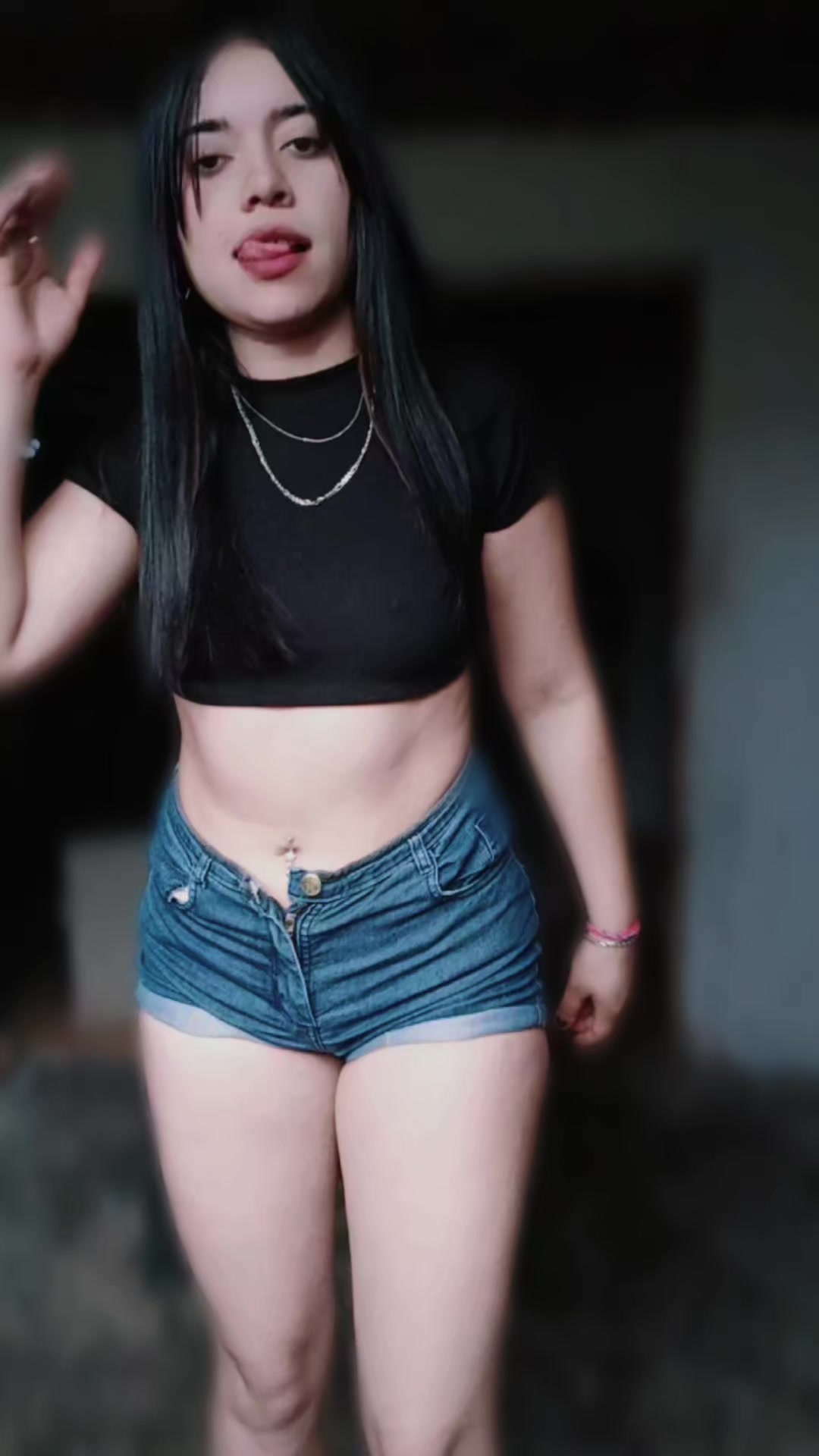 @️