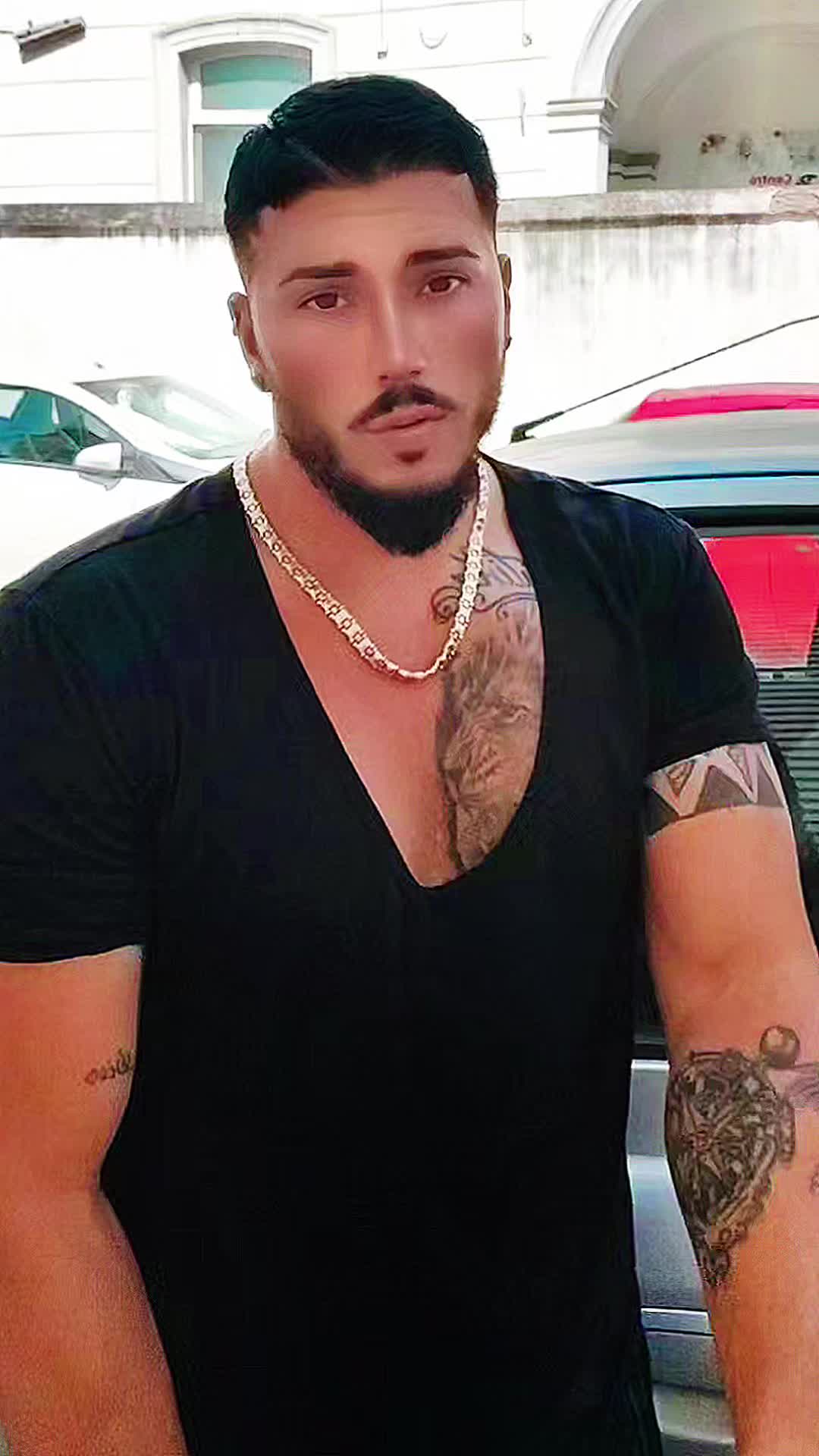 @Emanuele Avitabile