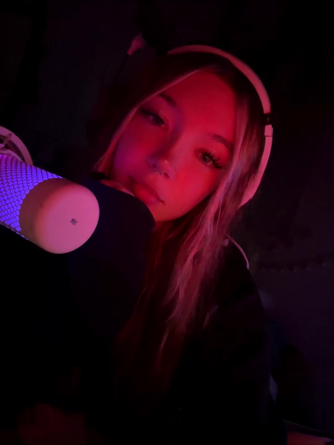 @nicole 𓆩♡𓆪