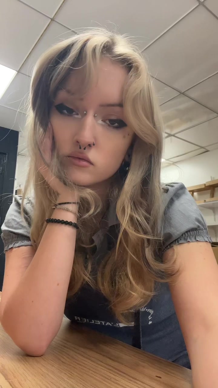@Lili