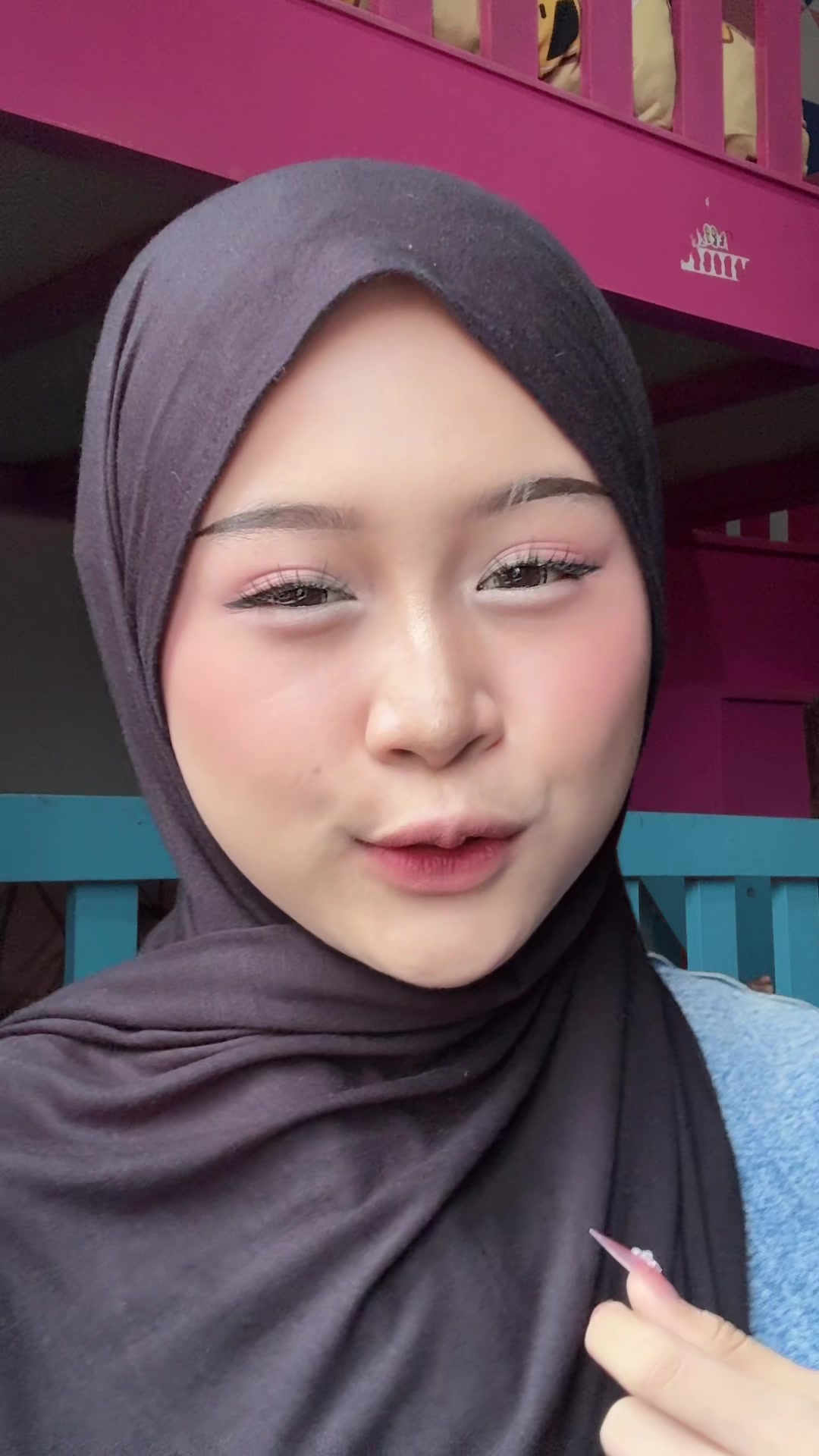 @Uyuyyl