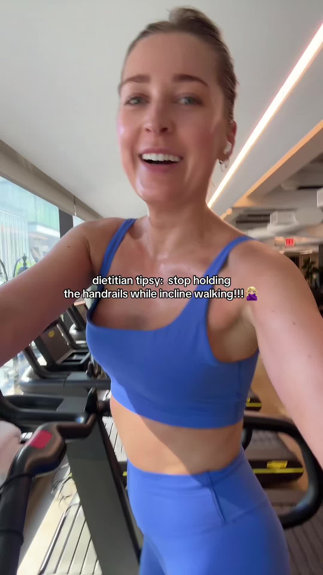 @Hailey Gorski | LA Dietitian