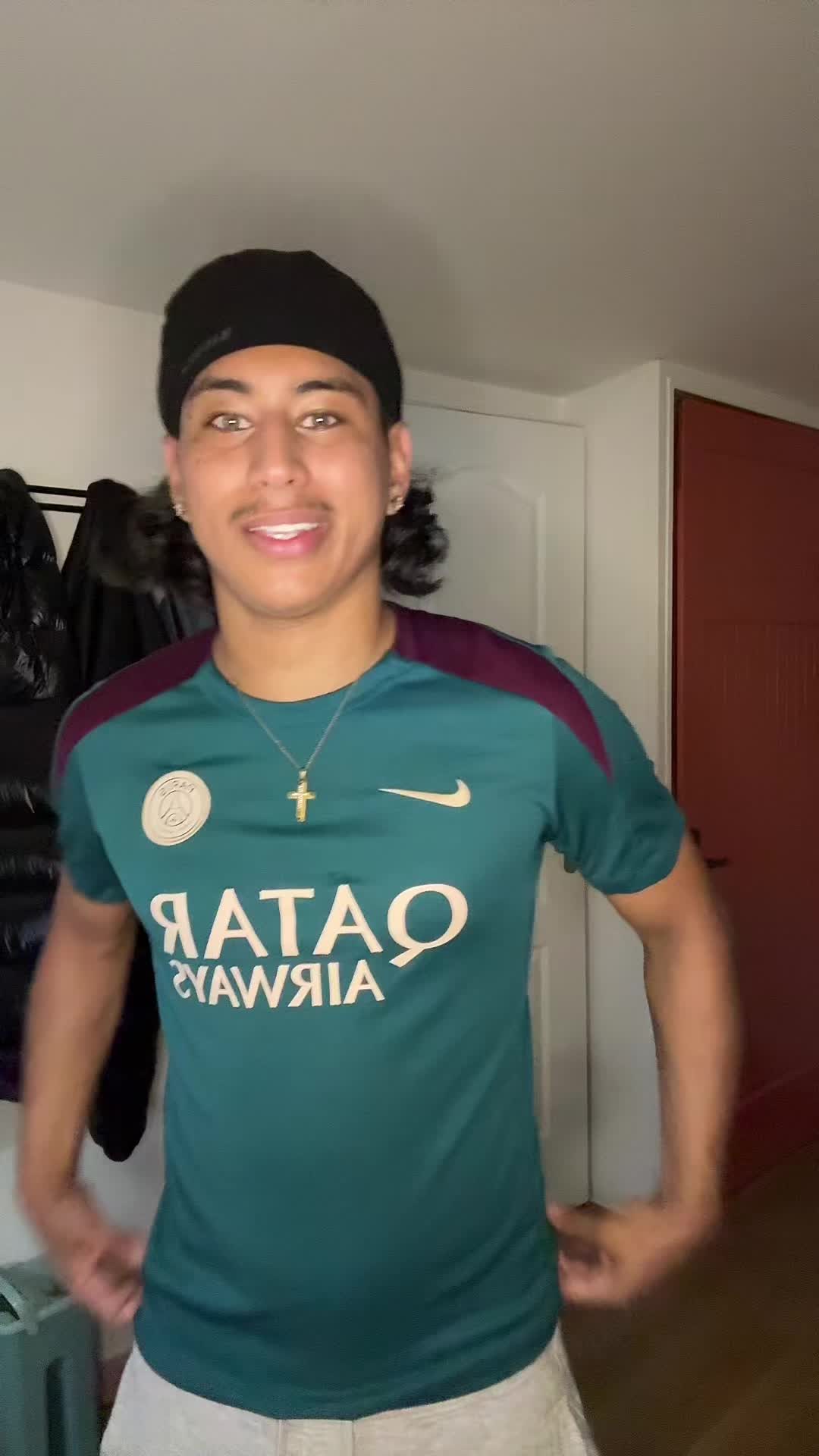 @🇧🇷Nzo💆🏽♂️