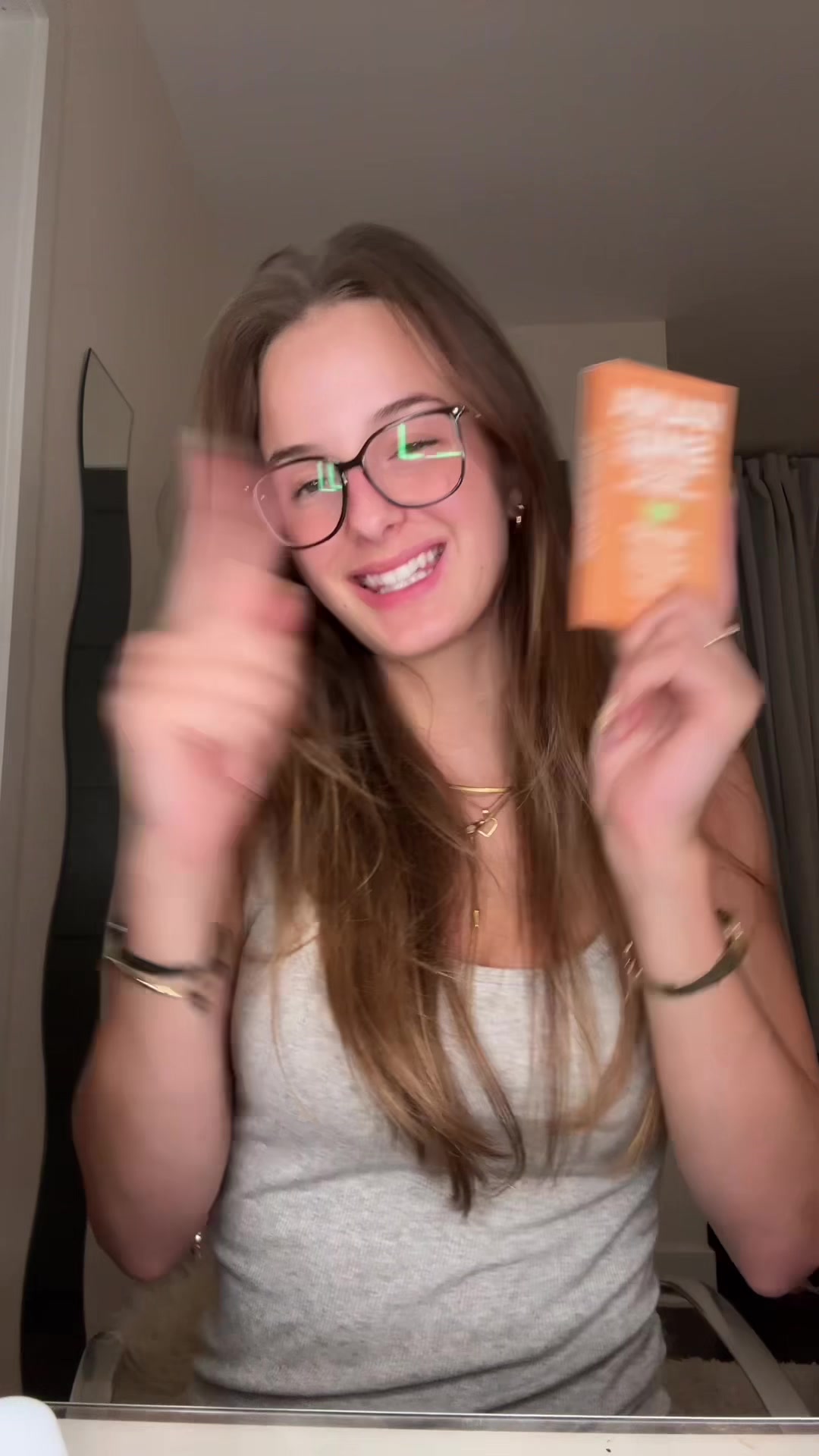 @thaysa