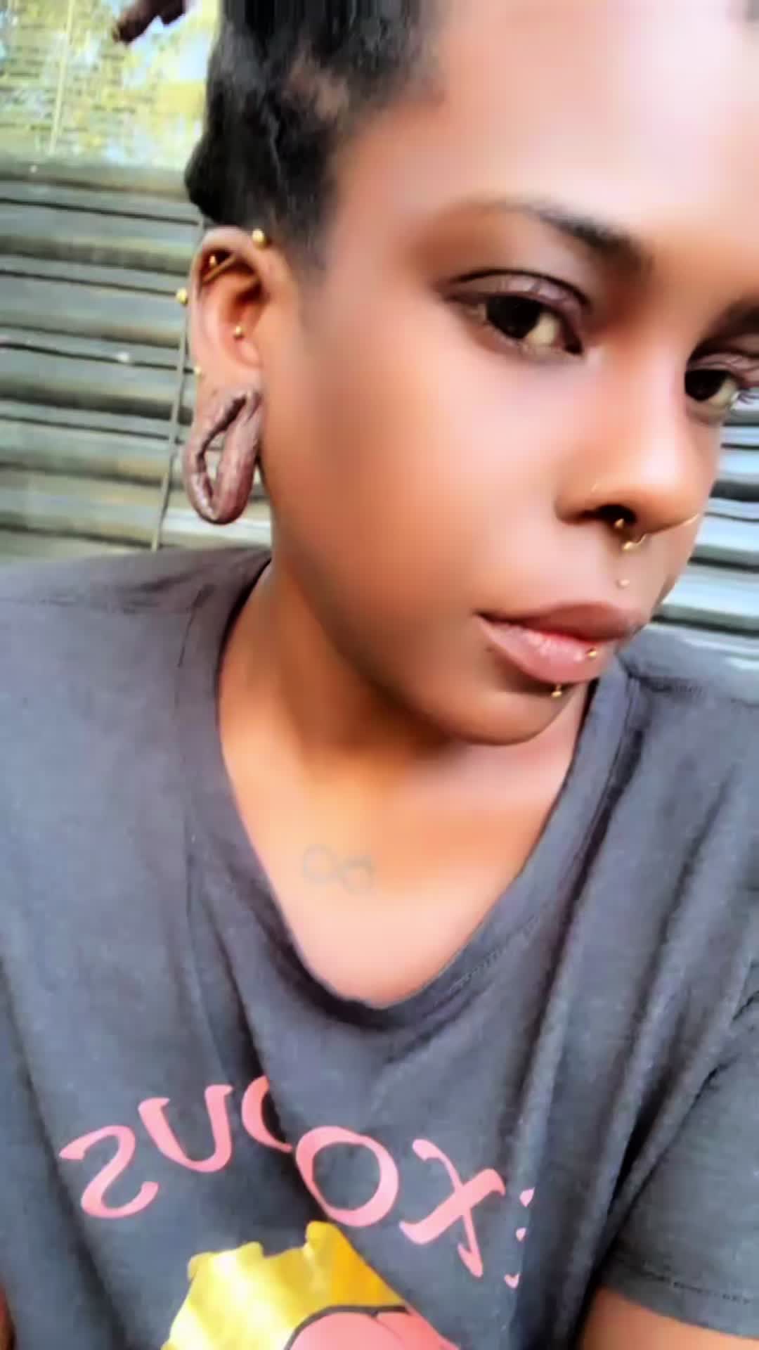@tharahsings