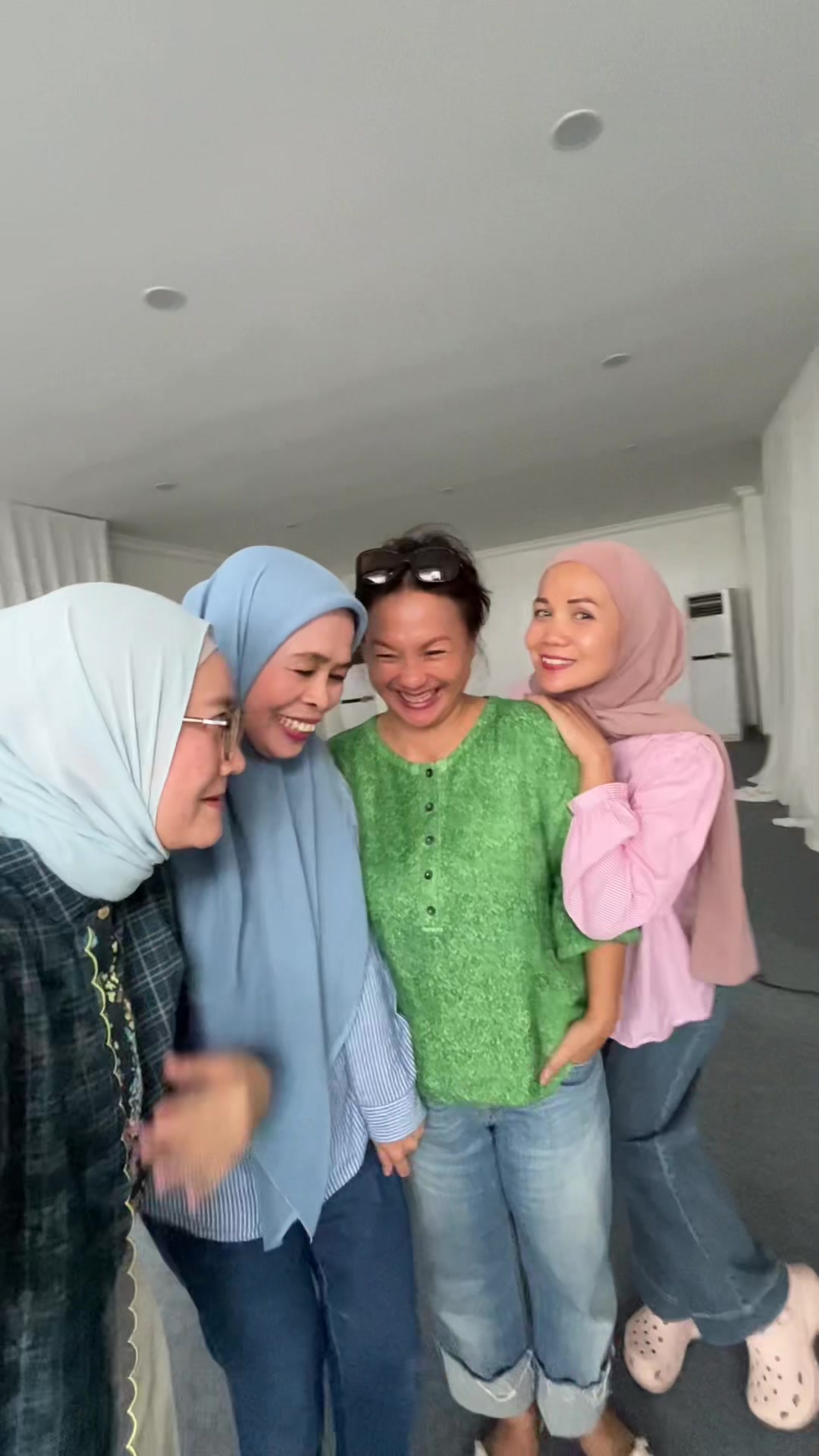 @Teteh kasih tau