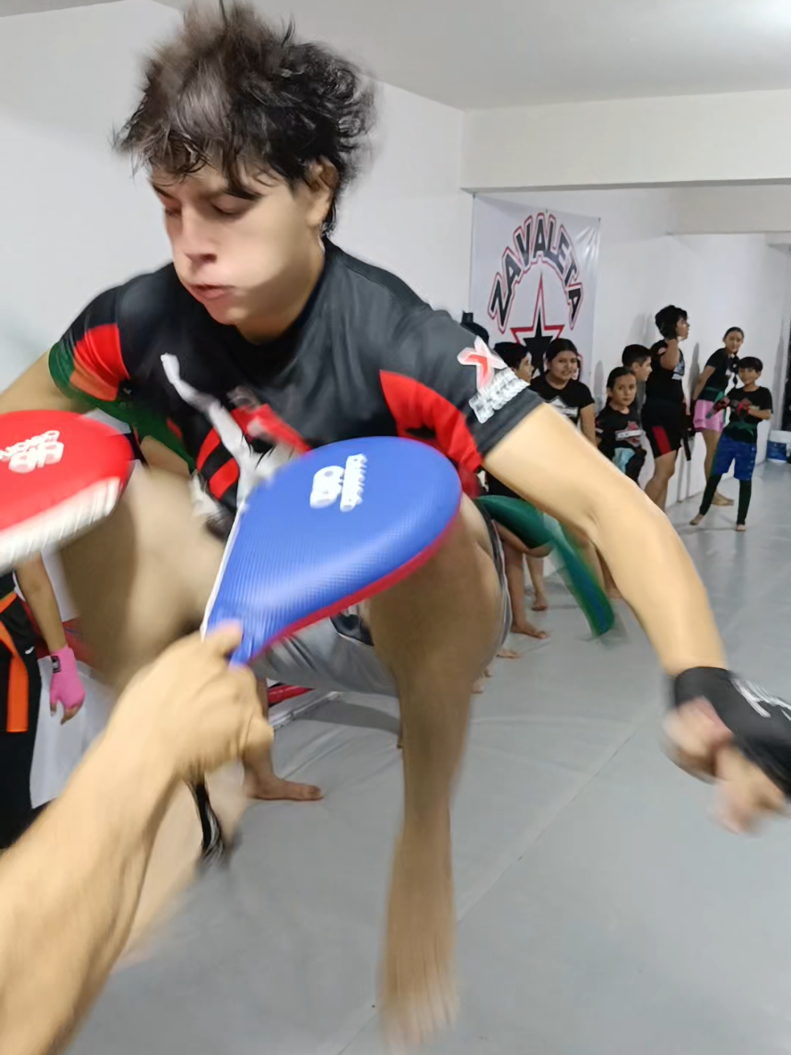 @ZavaletaKickboxing_mma