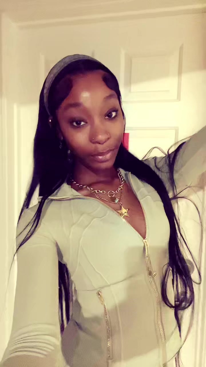 @_.nijanataylor