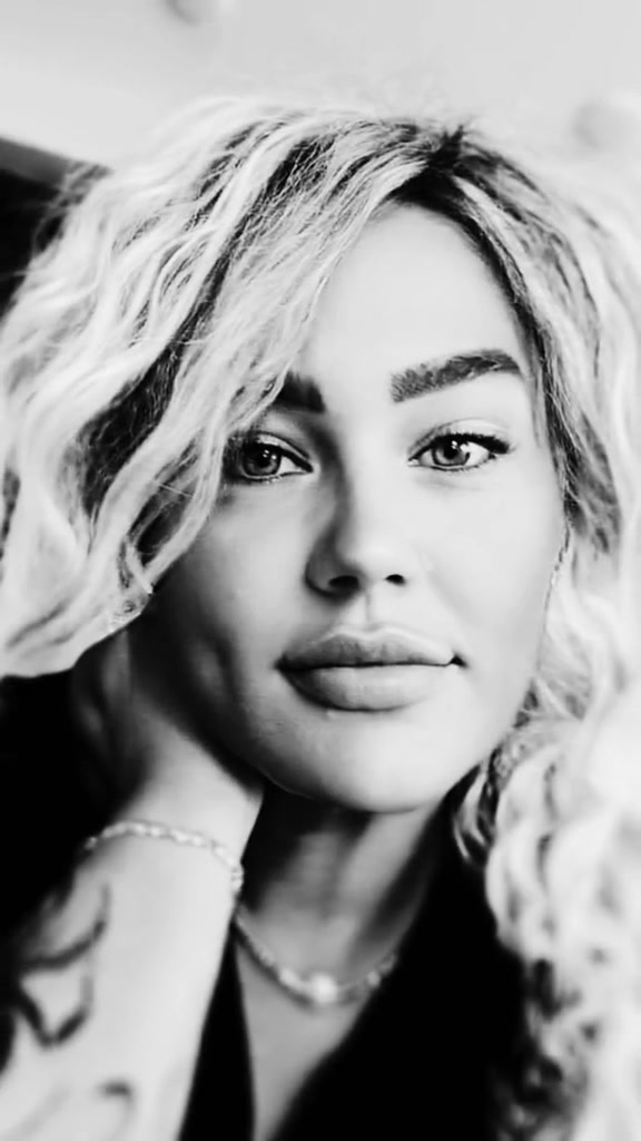 @⚜️⚜️DIVA⚜️⚜️
