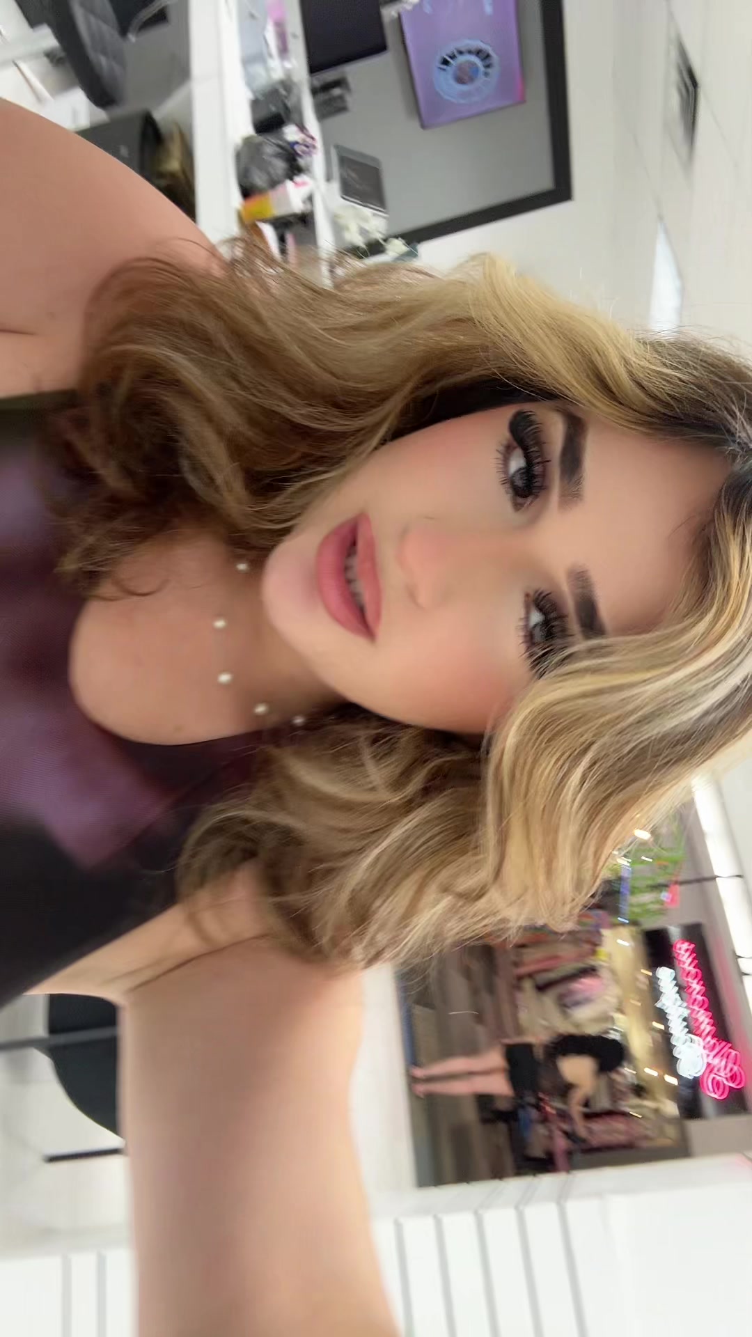 @iamvictoriav
