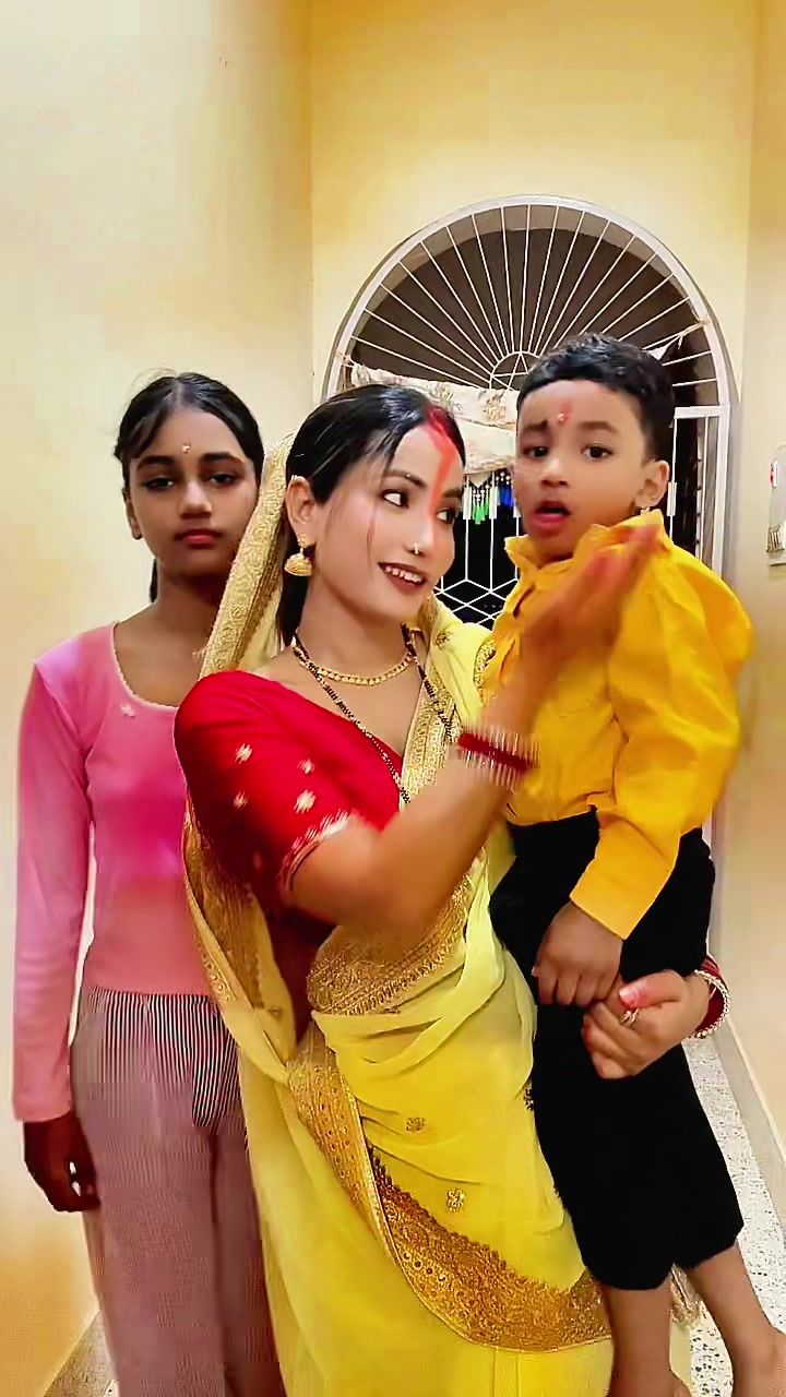 @dancersarushrestha