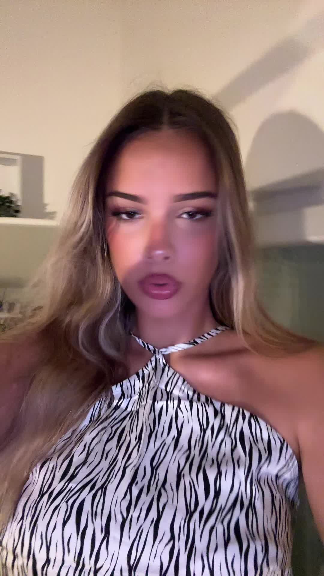 @𝒯🪽