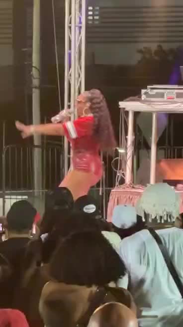 @Monique Jones
