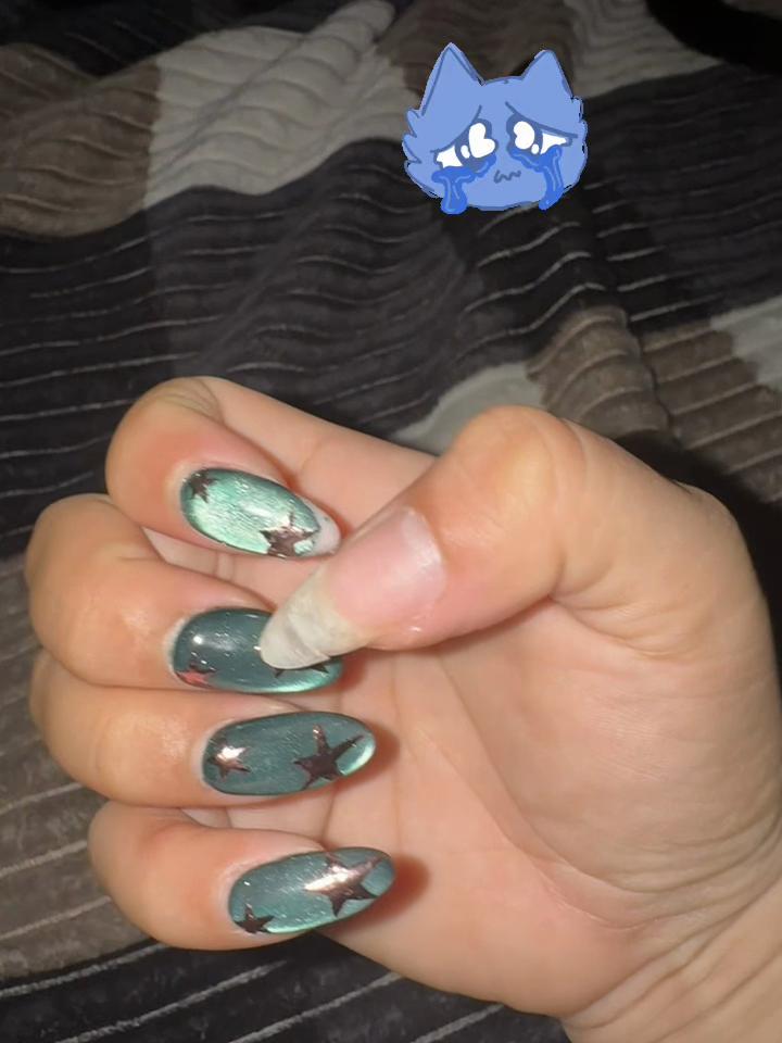 @GiMe AiLen Nails 💙💛💙💅🏻💋
