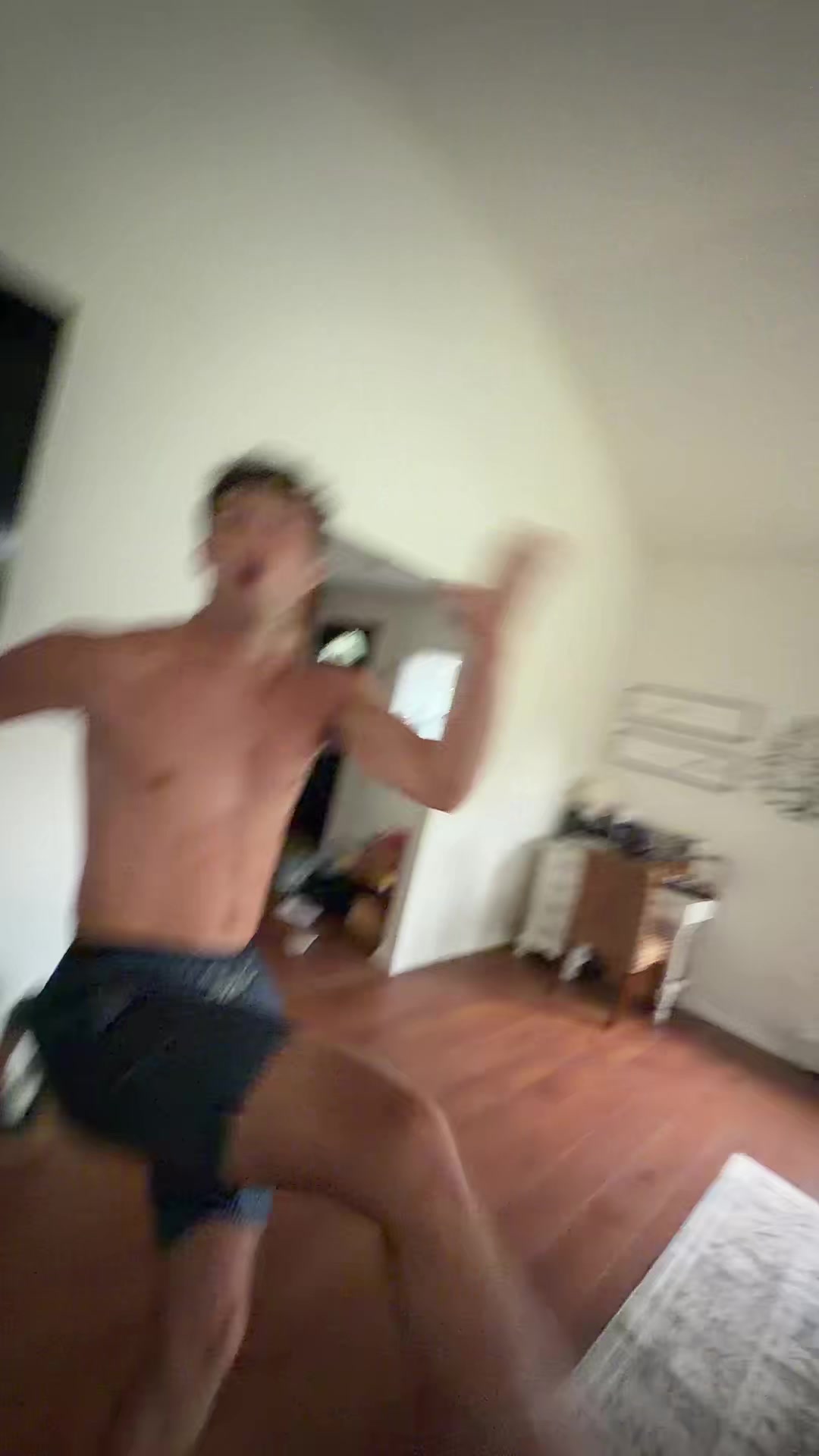 @Q