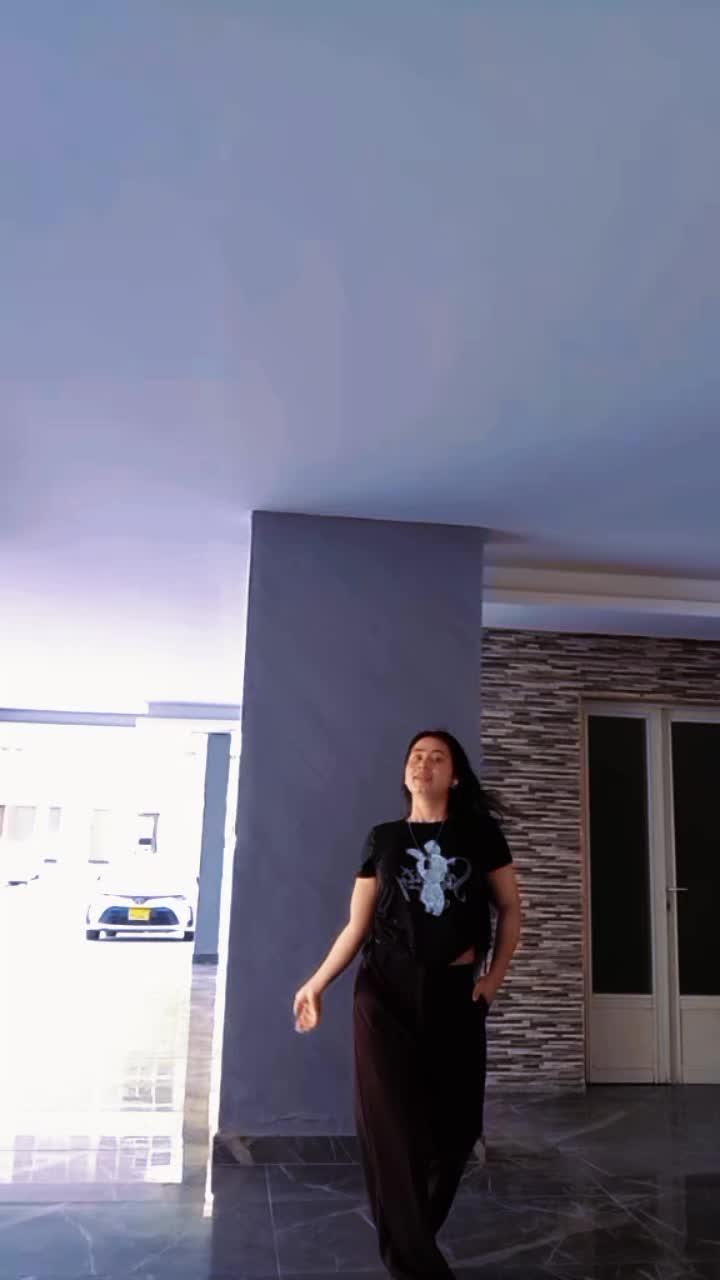 @Maya 😘🌹