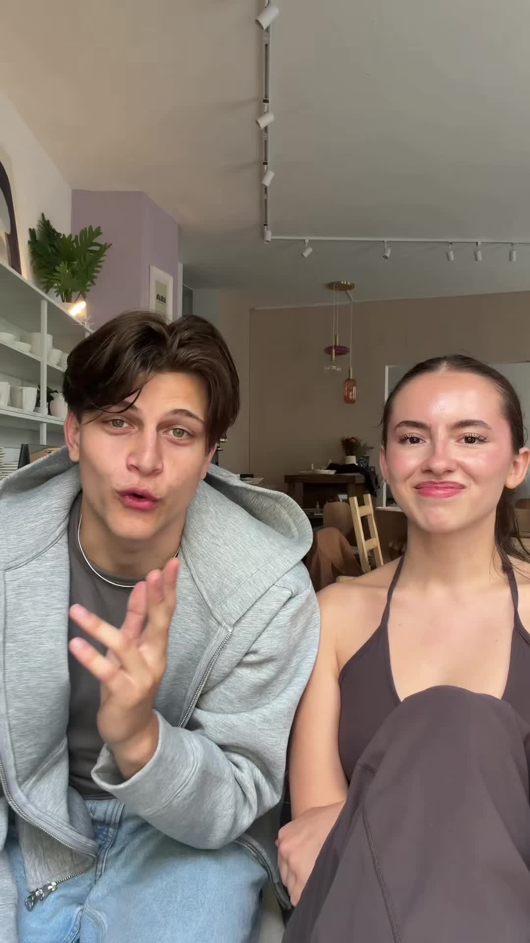 @Simon.lux