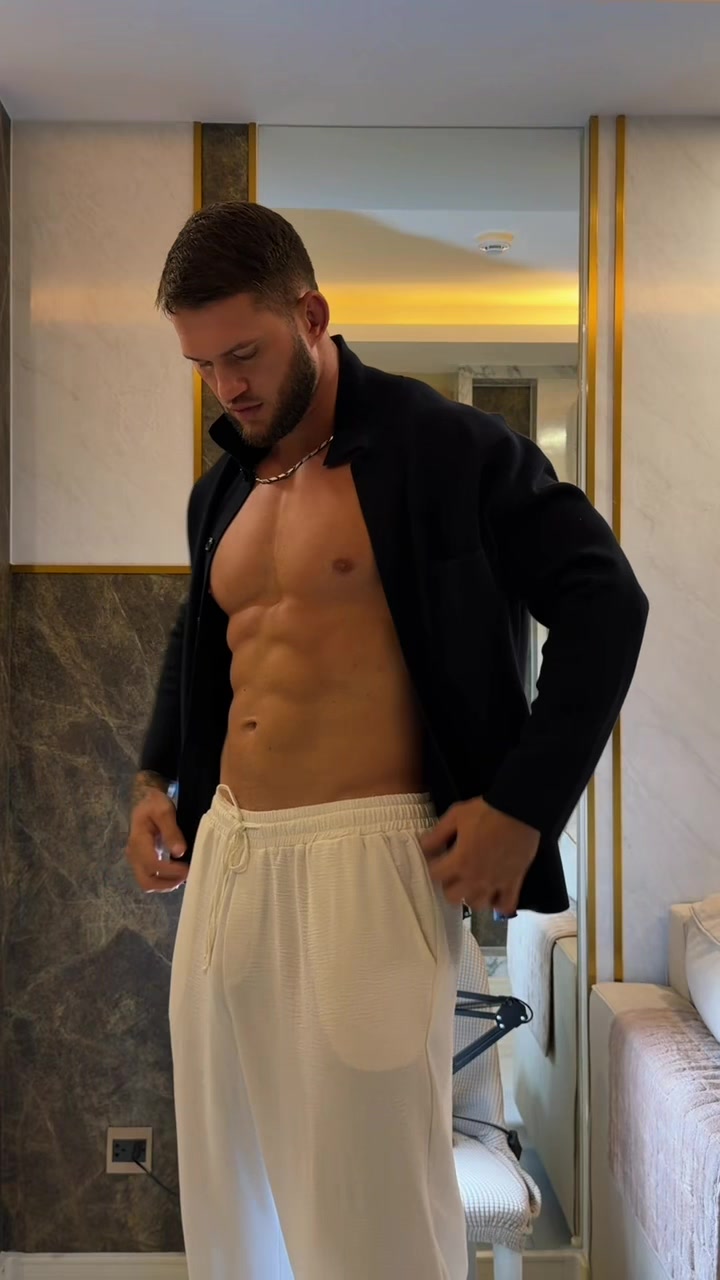 @Alexfitluvx
