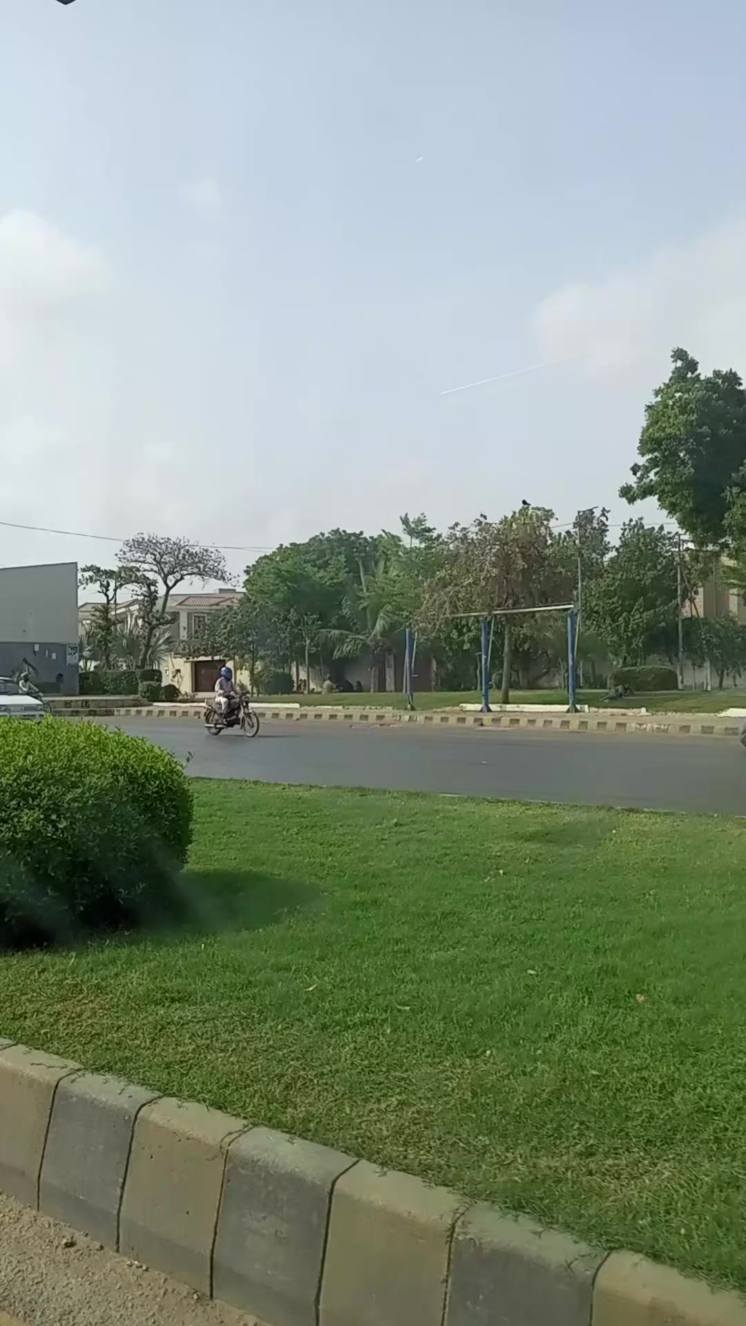 @Kiran Khan