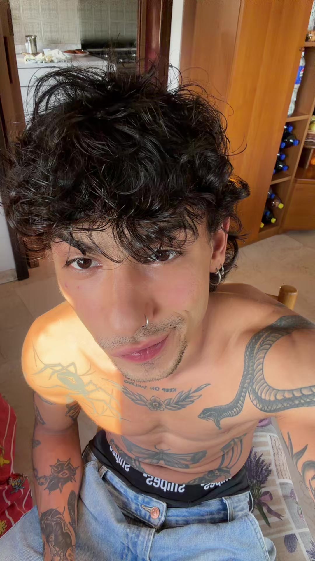@Alex_averga99