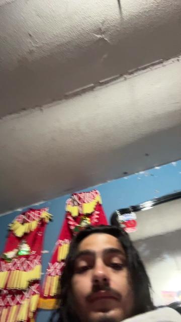 @juzzi.j