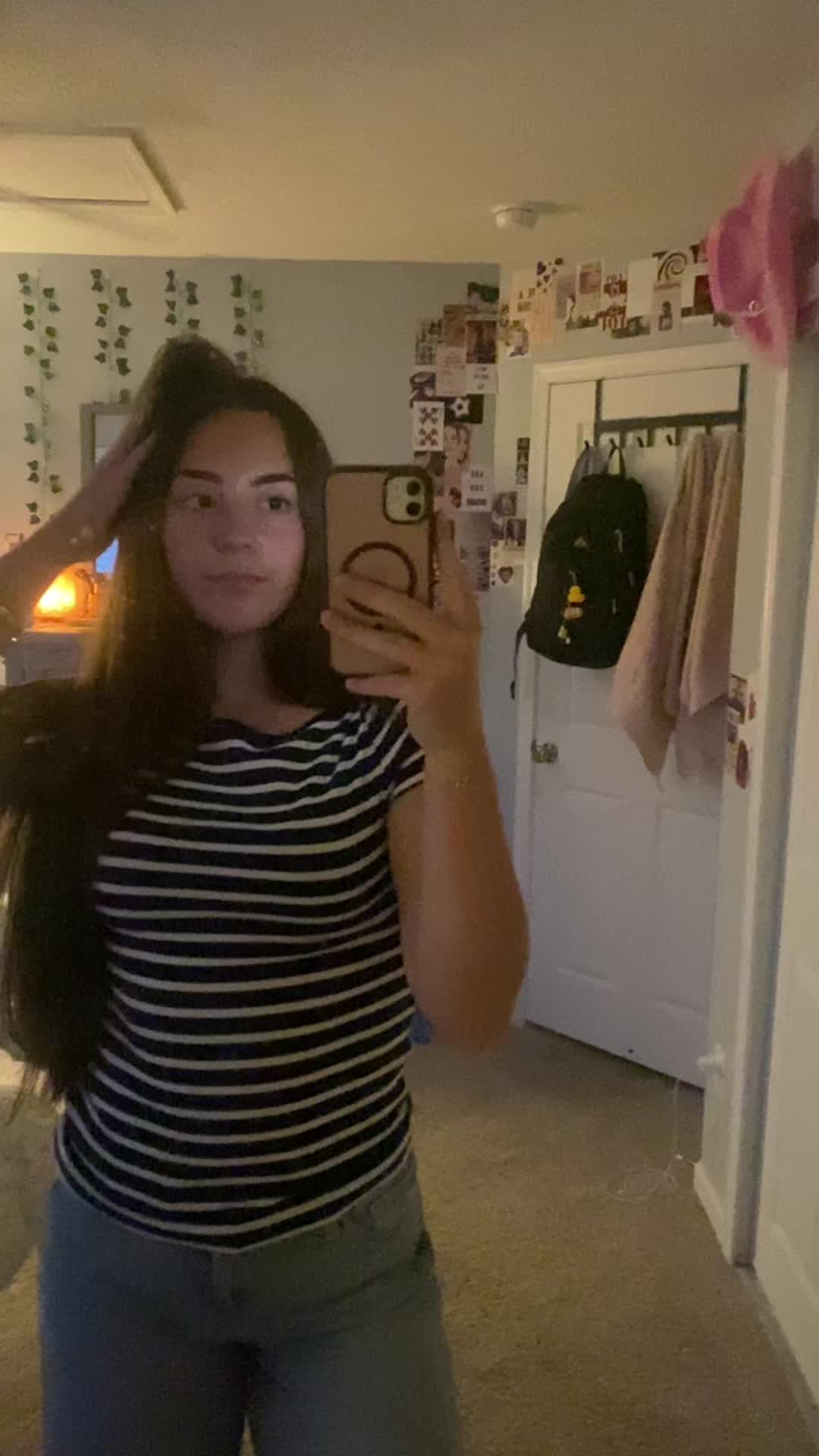 @Samantha 😼😻😸